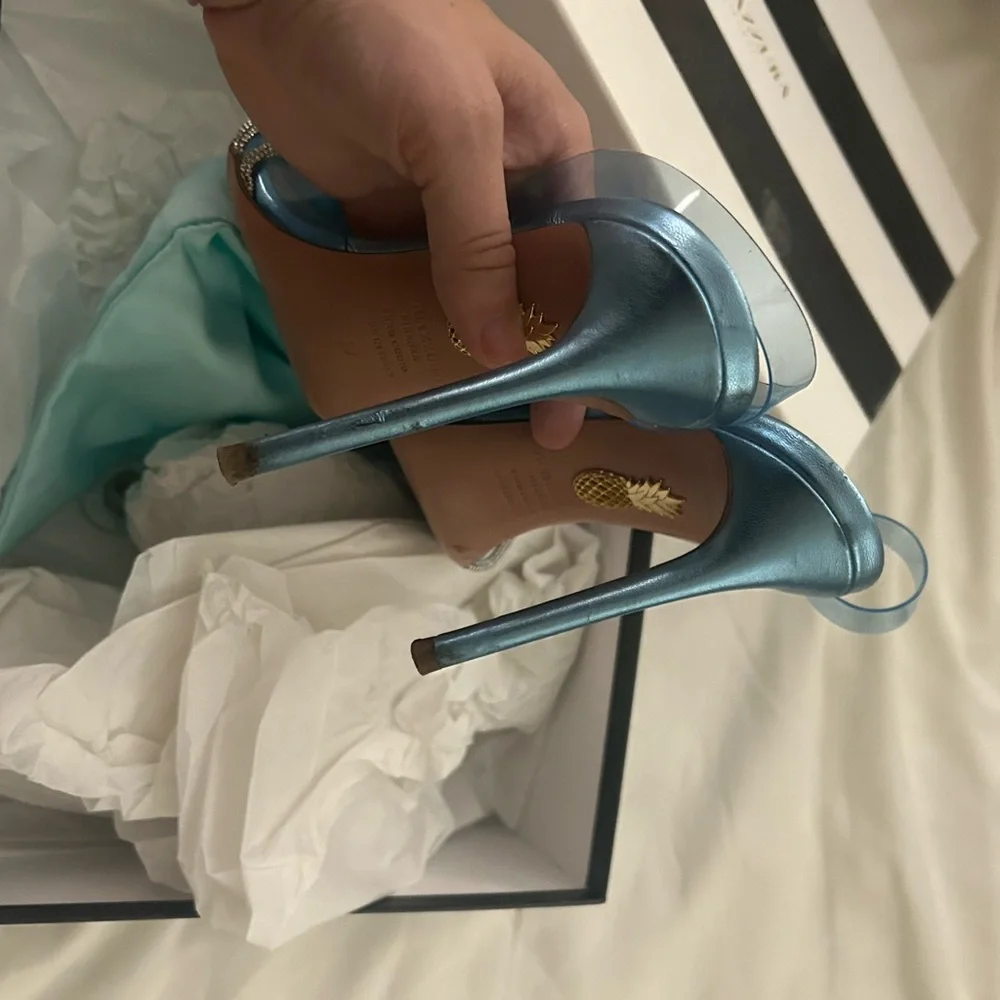 Aquazurra baby blue high point shoe - Picture 3 of 7
